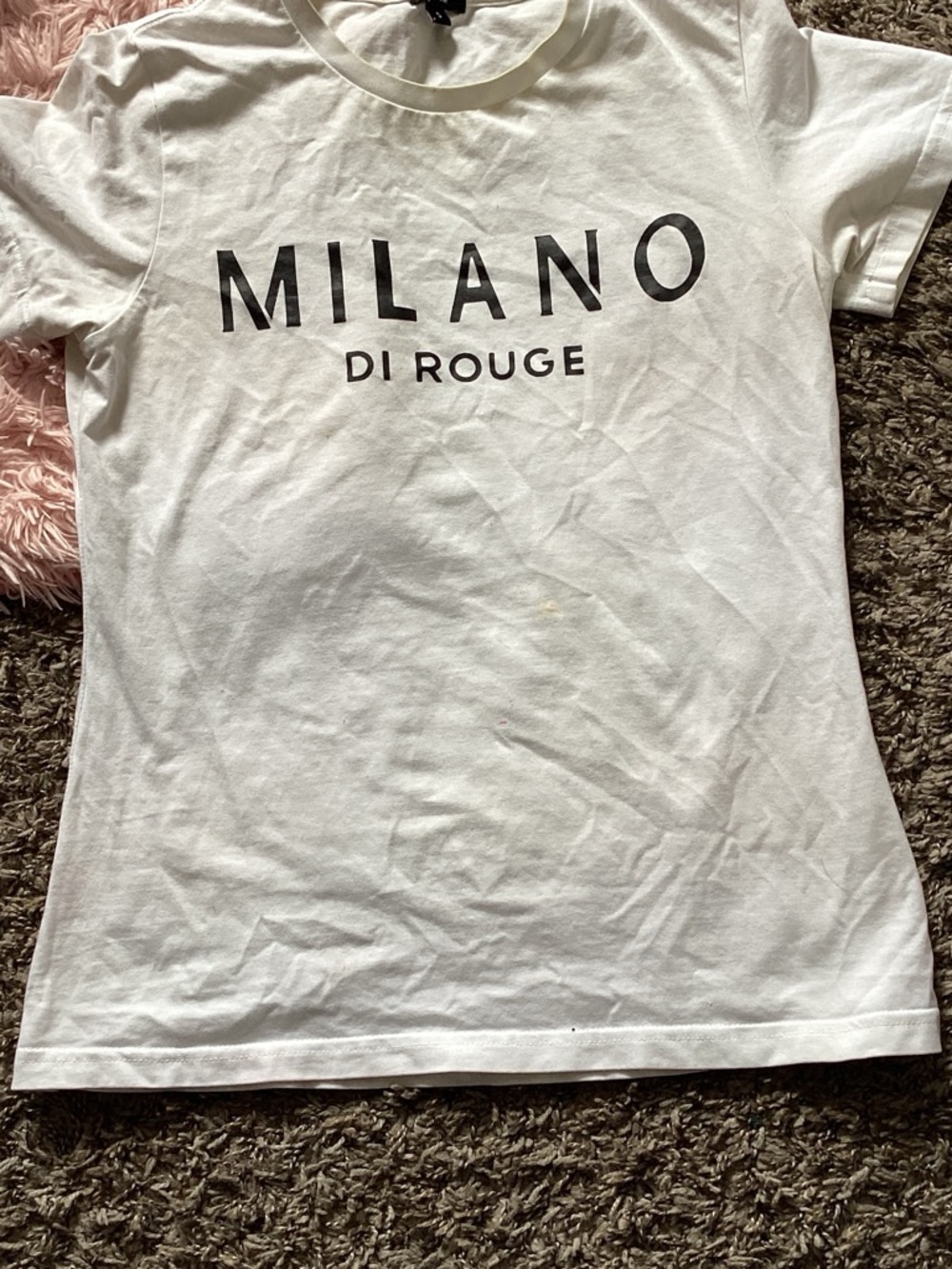 Milano Di Rouge White Tee with Black Label